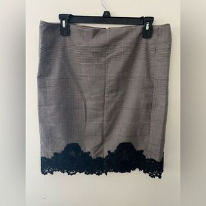 🔥 Adrianna Papell Lace Trim Black and Tan Plaid Pencil Skirt